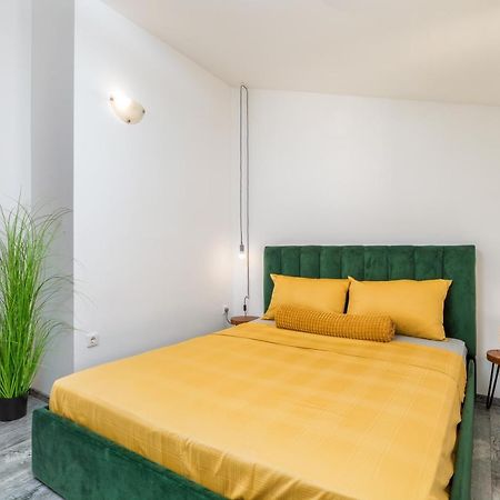 Apartman Nina Fazana Exterior photo